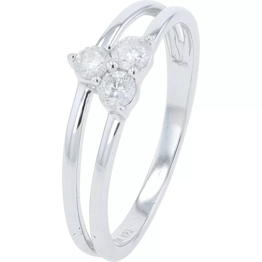 10K White Gold Three-Stone Diamond Ring with 0.25 Carat Total Diamond Weight