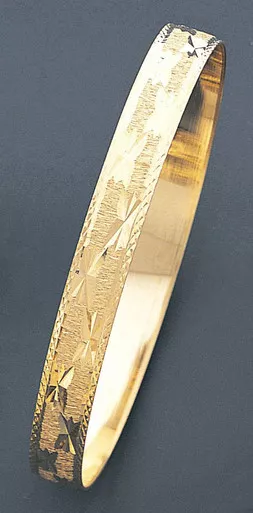 14k Gold 8mm Wide Slip-onStar Pattern Solid Bangle 7.5 Inches