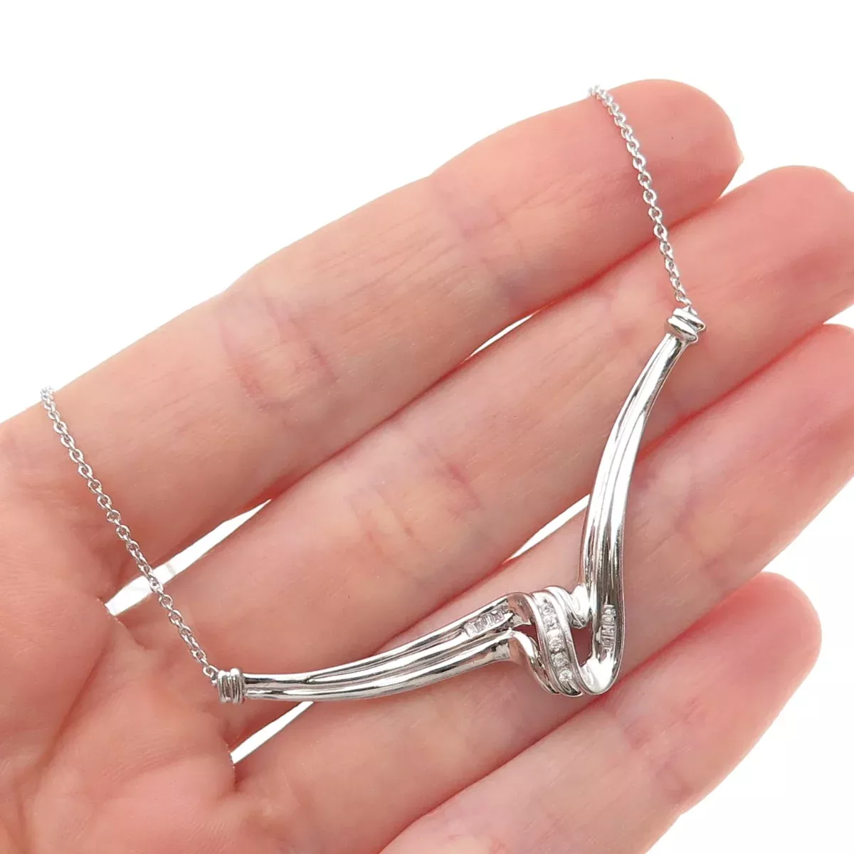 925 Sterling Silver C Z Twisted Pendant Cable Chain Necklace 18