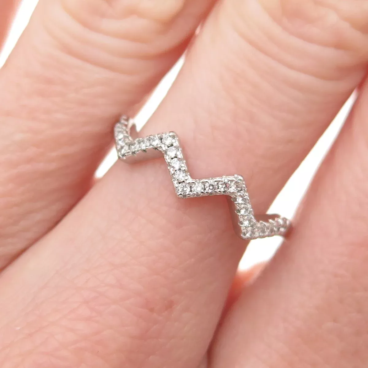 925 Sterling Silver Round-Cut C Z Zig Zag Ring Size 7