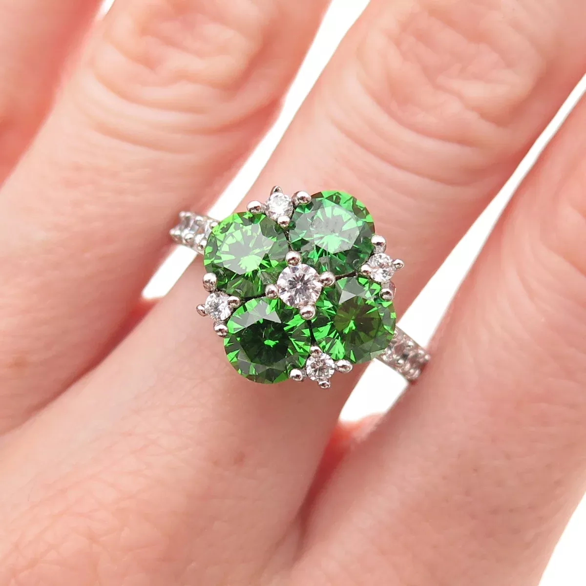 925 Sterling Silver Round-Cut Green & White C Z Ring Size 8